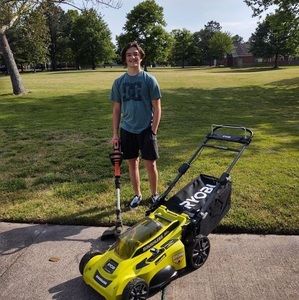 Meet your Posher, Logan